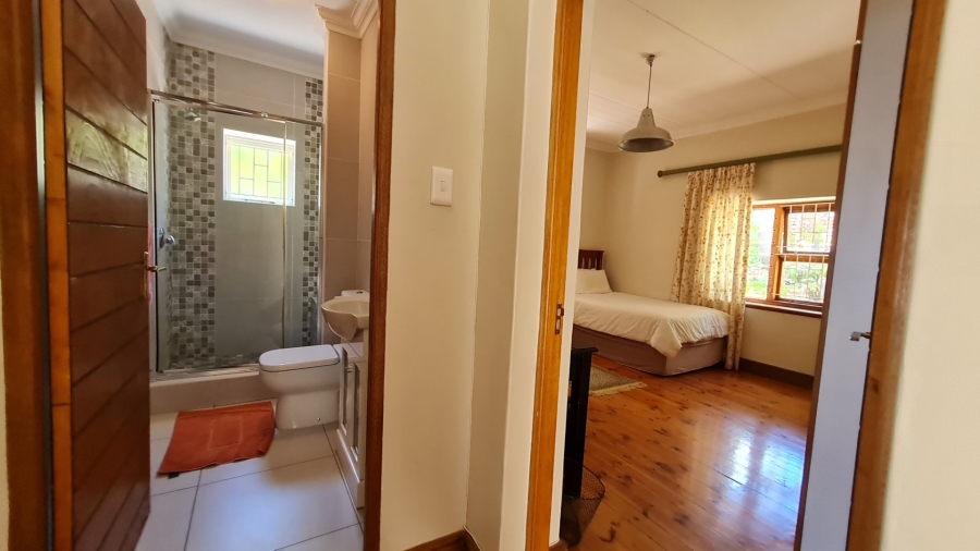 4 Bedroom Property for Sale in Linkside Western Cape